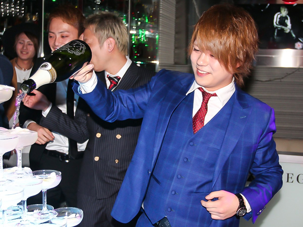 VEGA ラファエル・D・ロー 代表 BIRTHDAY PARTY&昇格祭の画像06 ラファエル・D・ロー
